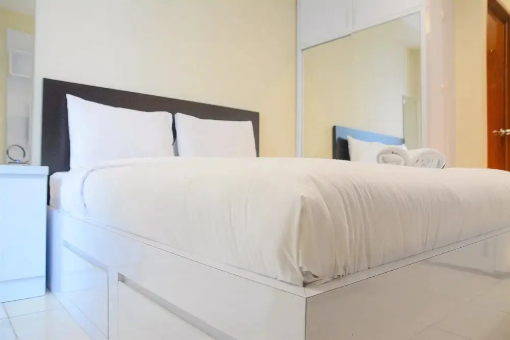 Депок: Gorgeous Studio Cinere Bellevue Apartment