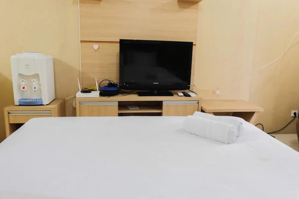 Тангеранг: Minimalist Studio Room Great Western Apartment