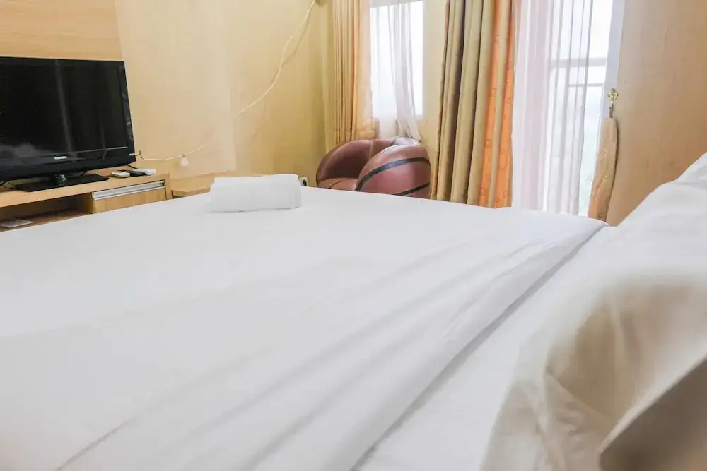 Тангеранг: Minimalist Studio Room Great Western Apartment
