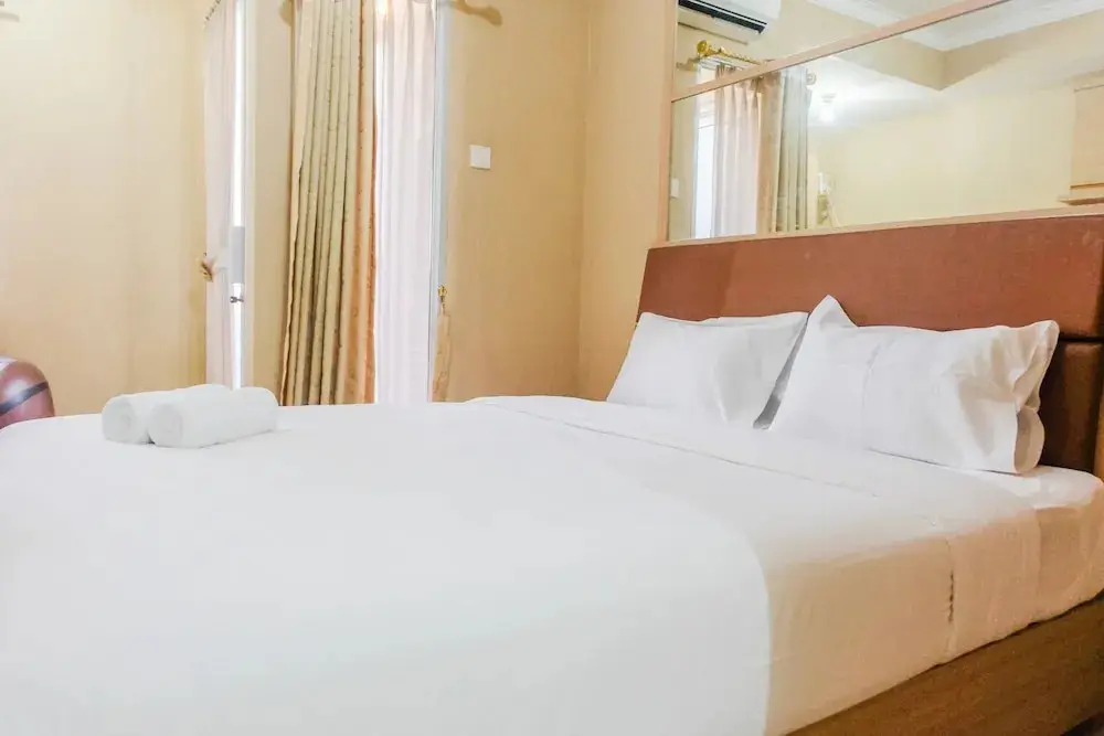 Тангеранг: Minimalist Studio Room Great Western Apartment