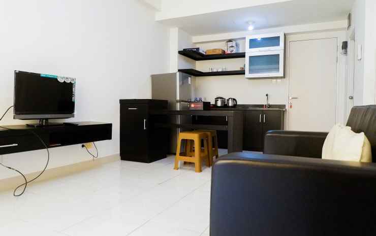 Сурабая: Comfy & Spacious 1BR at UC Apartment