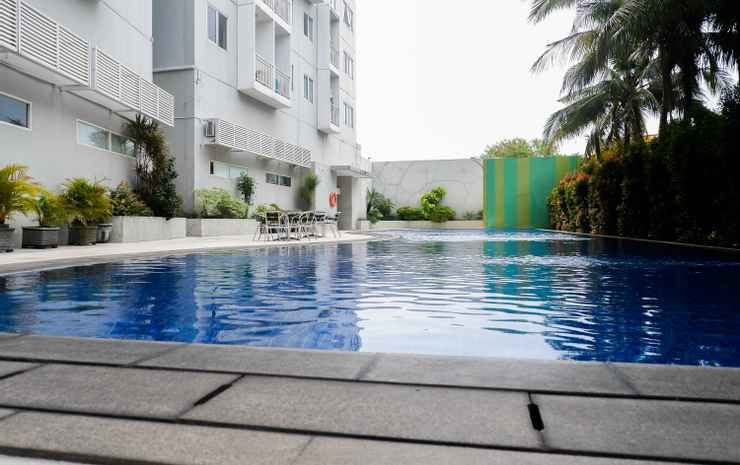Сурабая: Comfy & Spacious 1BR at UC Apartment