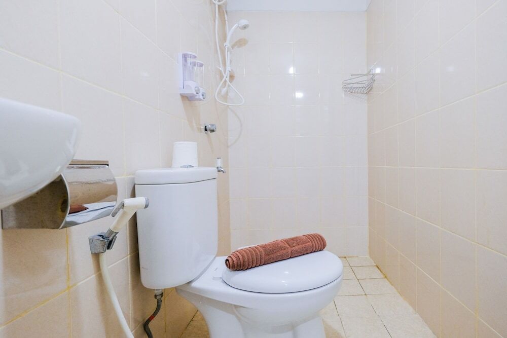 Южный Тангеранг: Brand New 2BR Serpong Greenview Apartment