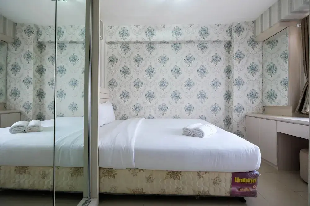 Джакарта: Comfy 2BR Bassura City Apartment Near Bassura Mall