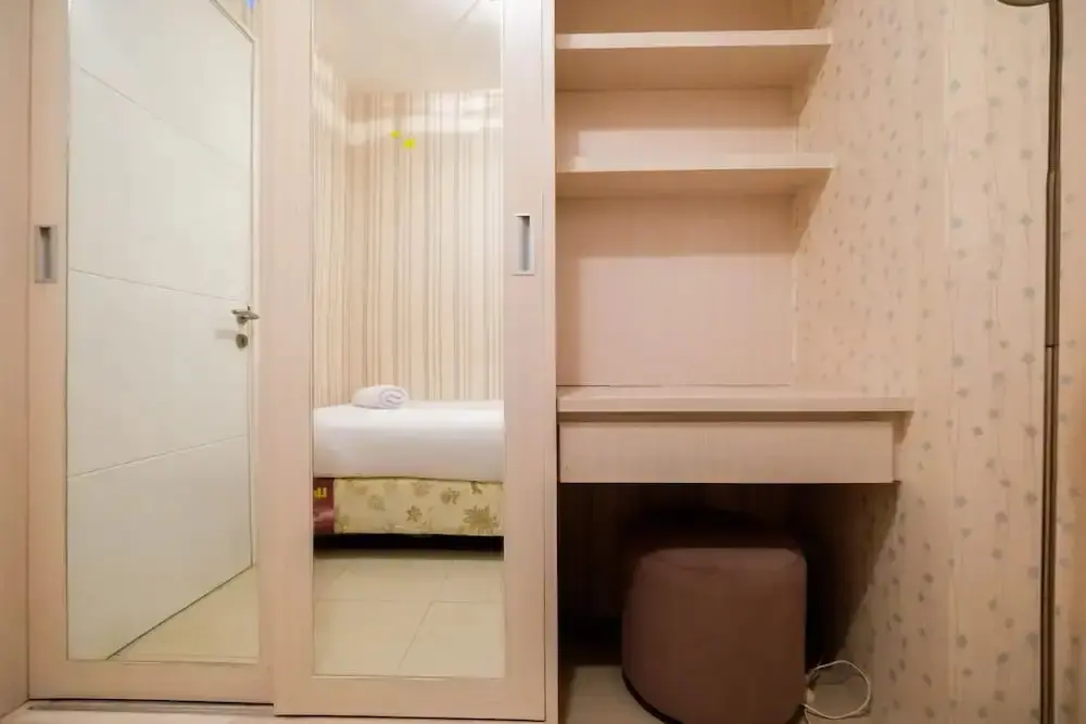 Джакарта: Comfy 2BR Bassura City Apartment Near Bassura Mall