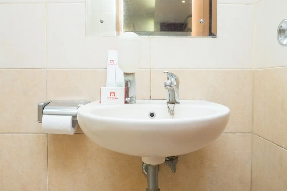 Бандунг: Antique 3BR at Grand Setiabudi Apartment