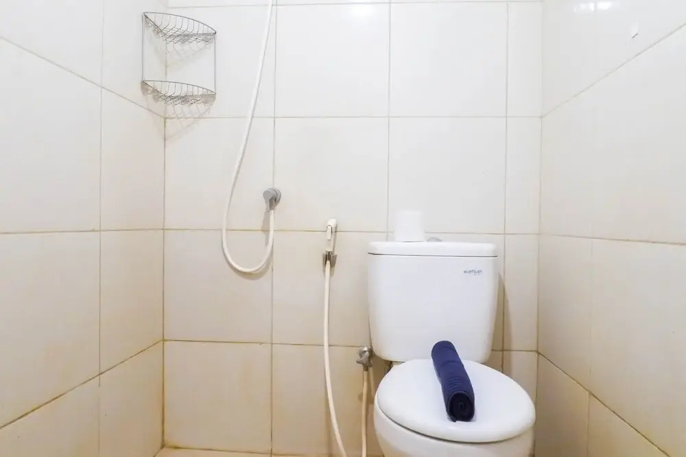 Сурабая: Minimalist Studio Apartment at Supermall Mansion Orchard