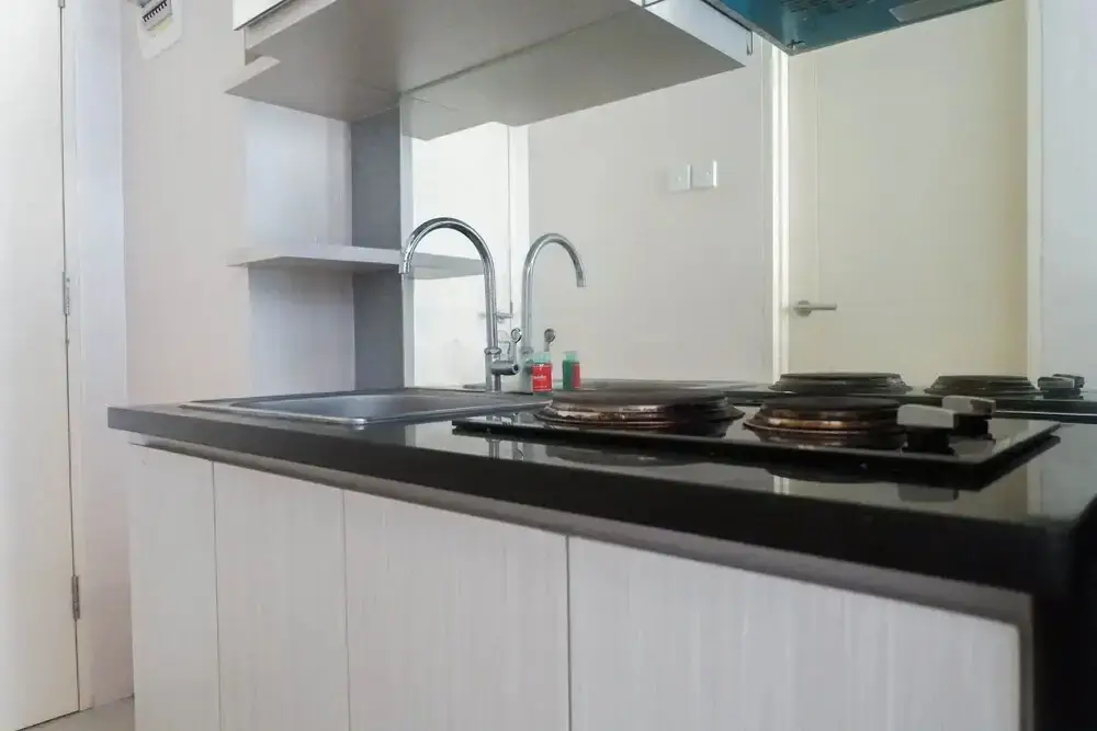 Сурабая: Minimalist Studio Apartment at Supermall Mansion Orchard