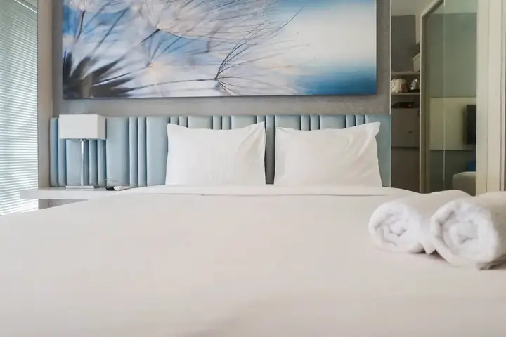 Сурабая: Minimalist Studio Apartment at Supermall Mansion Orchard