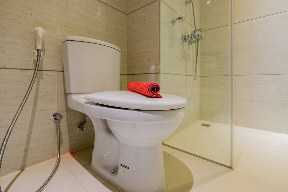 Южный Тангеранг: Cozy 1BR Brooklyn Alam Sutera Apartment