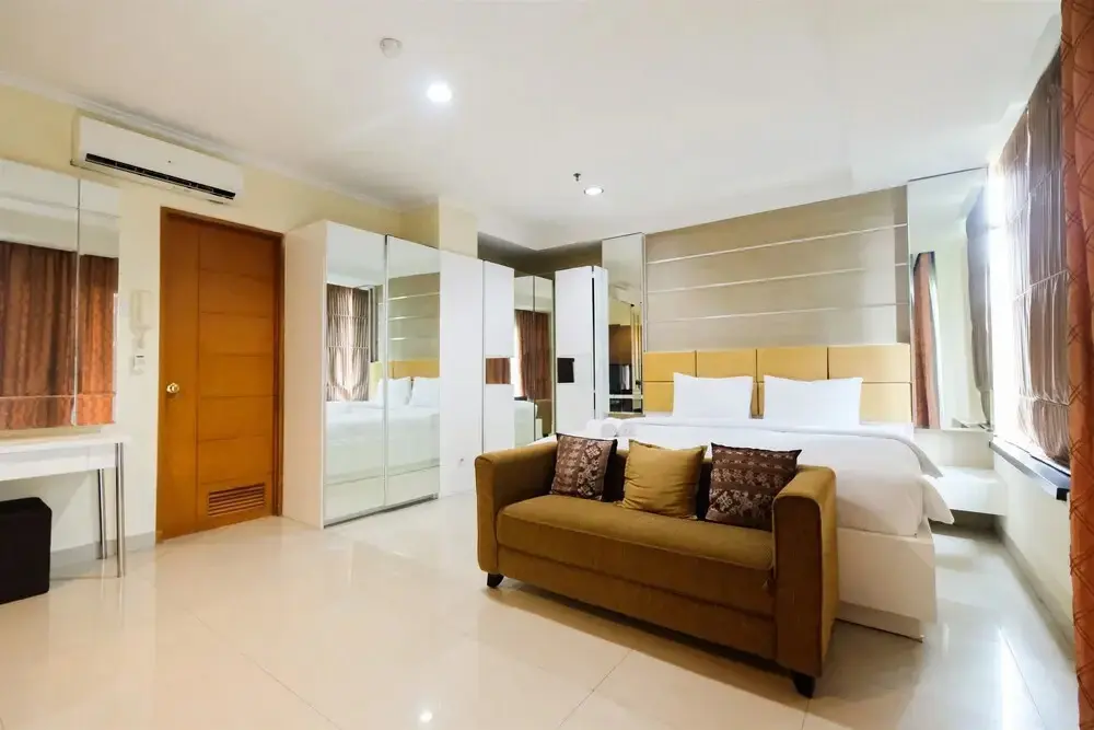 Джакарта: Best 3Br Apartment At Hampton's Park