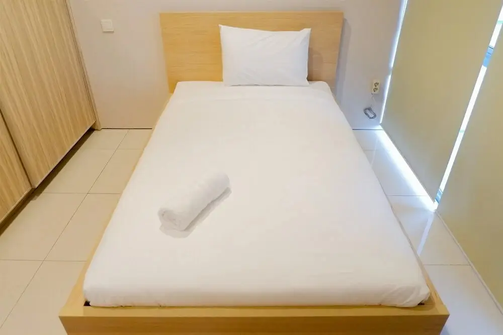 Сурабая: 2BR Apartment at Regency Condominium Connected to Cito Mall