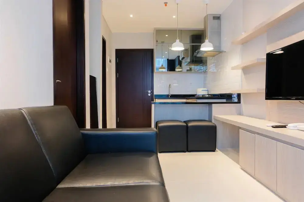 Южный Тангеранг: Chic 1BR Brooklyn Apartment near IKEA Alam Sutera