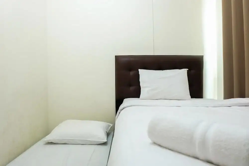 Джакарта: Cozy 2BR Woodland Park Residence Apartment