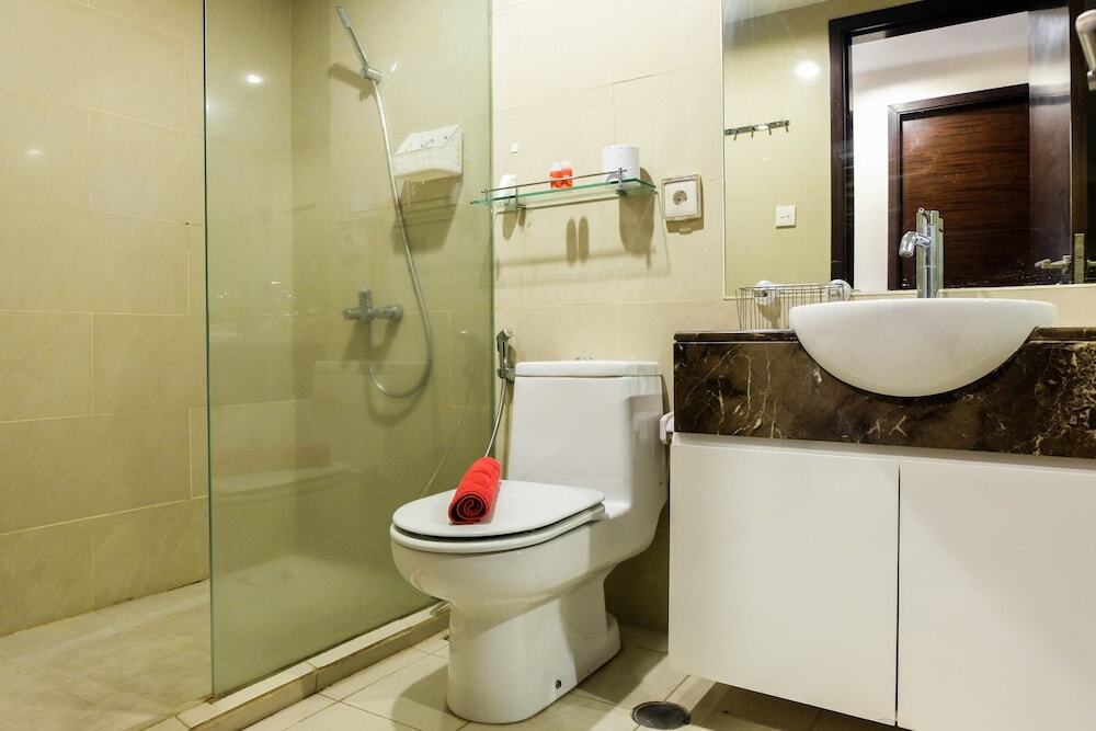 Джакарта: Best Location 2br Gandaria Height Apartment
