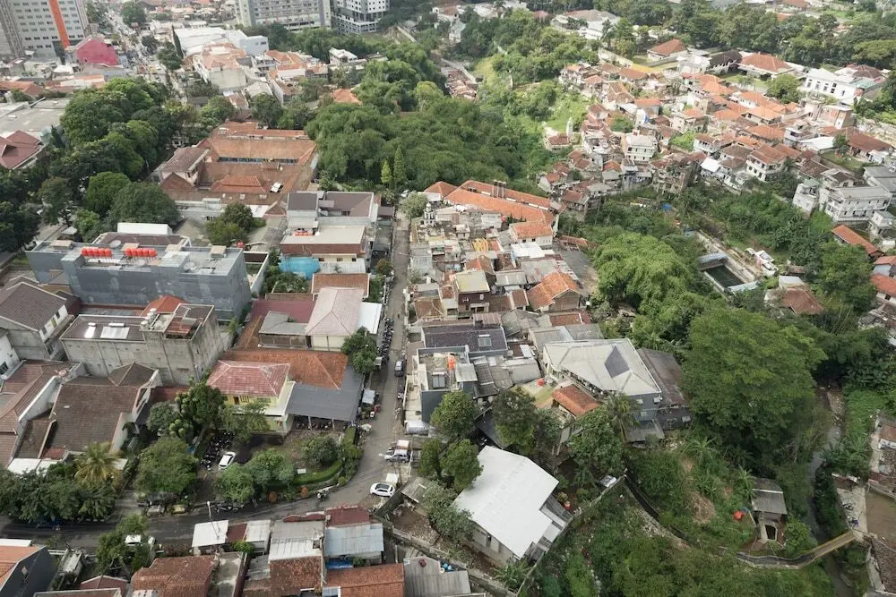 Бандунг: Trendy 1BR Apartment at Parahyangan Residence