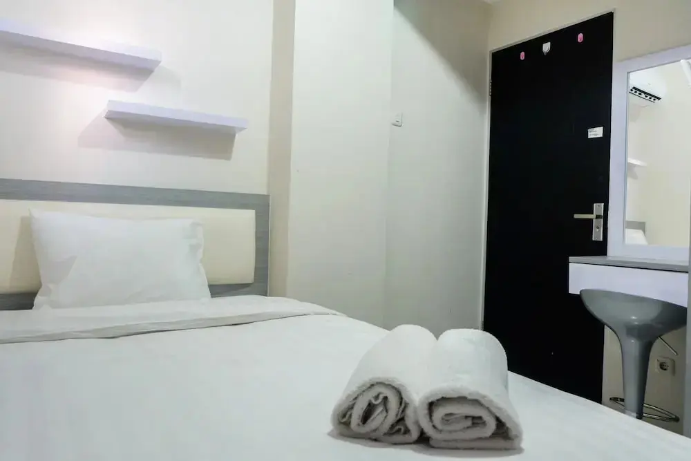 Джакарта: Minimalist 2BR Pancoran Riverside Apartment