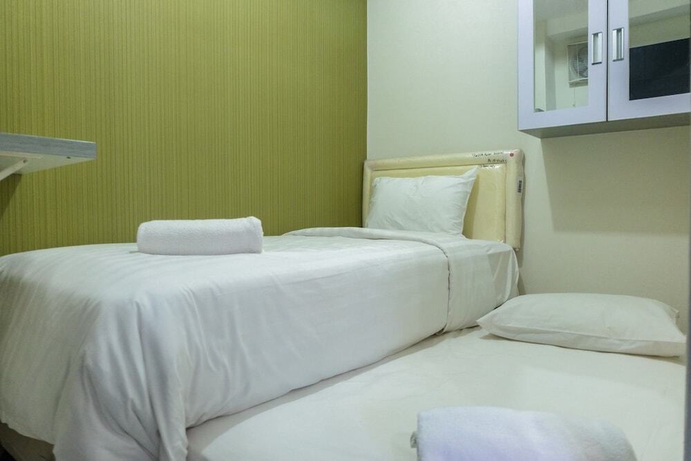 Джакарта: Minimalist 2BR Pancoran Riverside Apartment