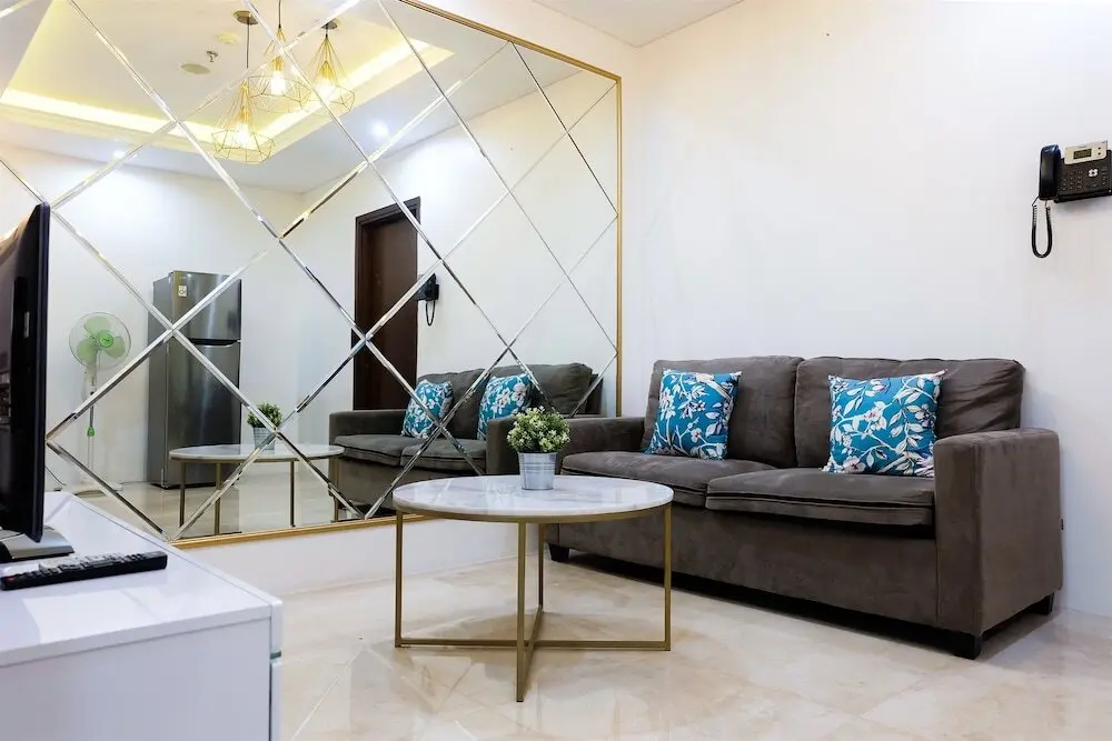 Джакарта: Modern And Homey 1Br L’Avenue Pancoran Apartment