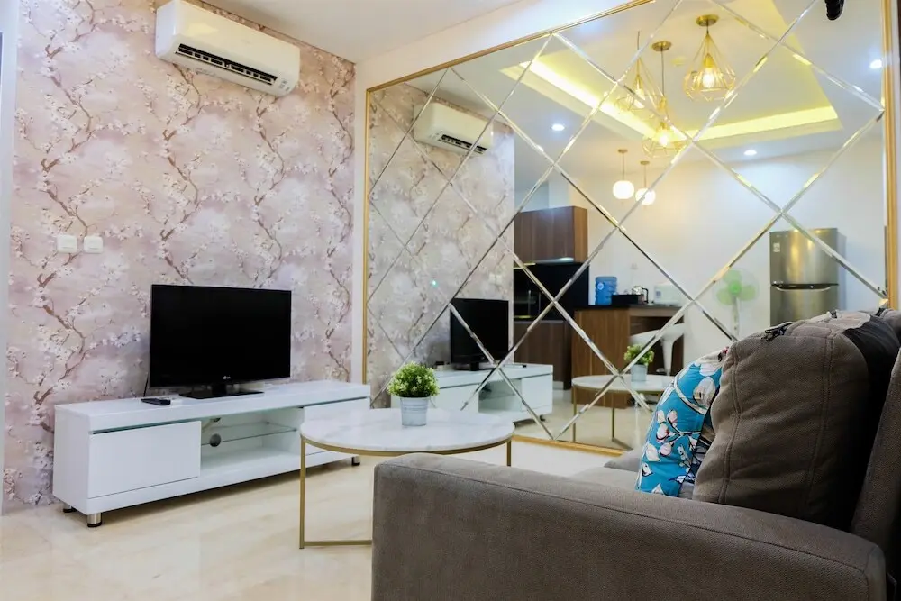 Джакарта: Modern And Homey 1Br L’Avenue Pancoran Apartment