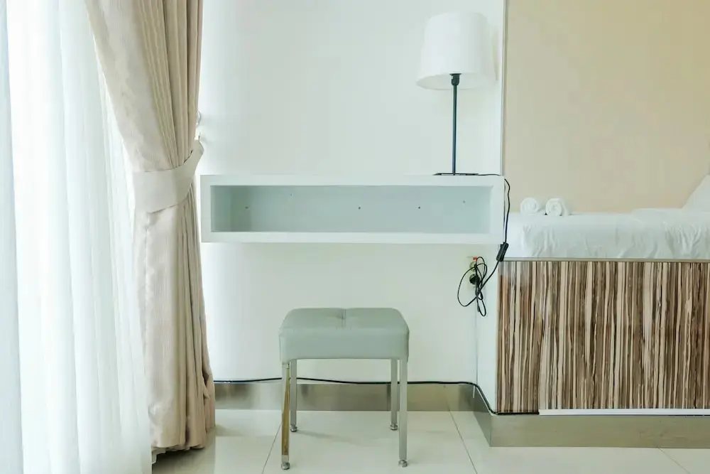 Южный Тангеранг: Minimalist Studio Tree Park Apartment Near Ice Bsd