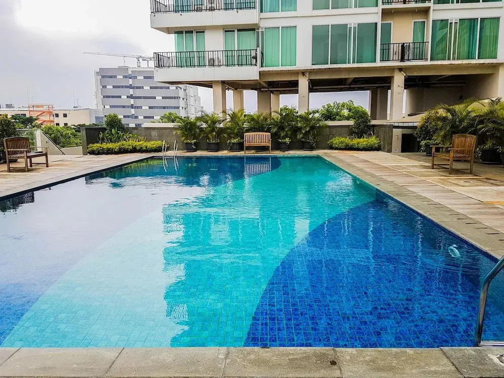 Южный Тангеранг: Minimalist Studio Tree Park Apartment Near Ice Bsd