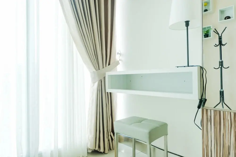 Южный Тангеранг: Minimalist Studio Tree Park Apartment Near Ice Bsd