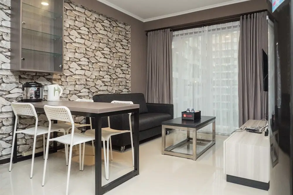 Бандунг: Convenient 2BR at Gateway Pasteur Apartment