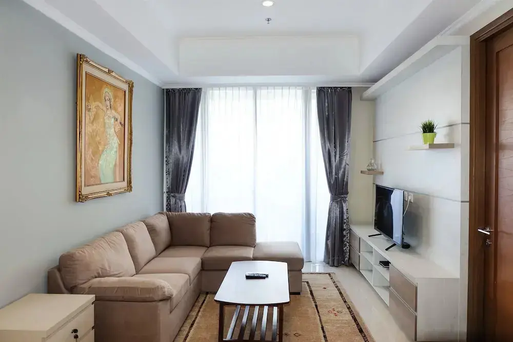 Джакарта: 2Br Condo Apartment With Maid Room At Taman Anggrek Residences