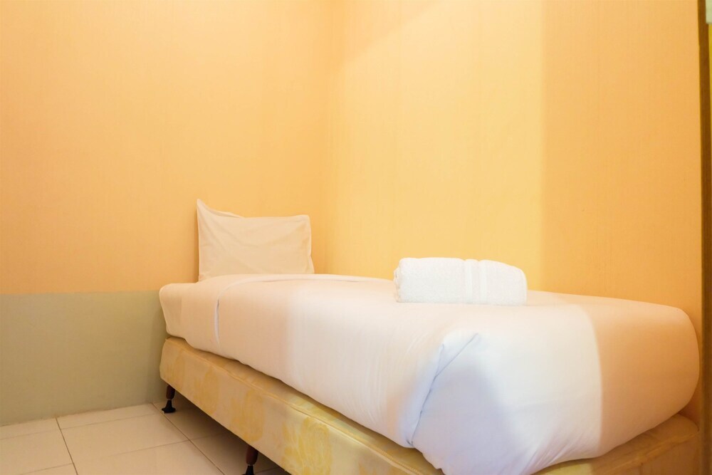 Джакарта: Prime Location 2BR Signature Park Apartment