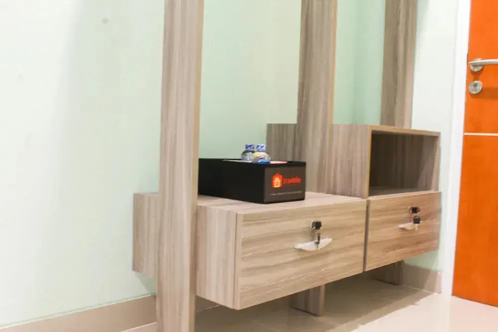 Джакарта: Studio Guesthouse Way Seputih Luxury Residence