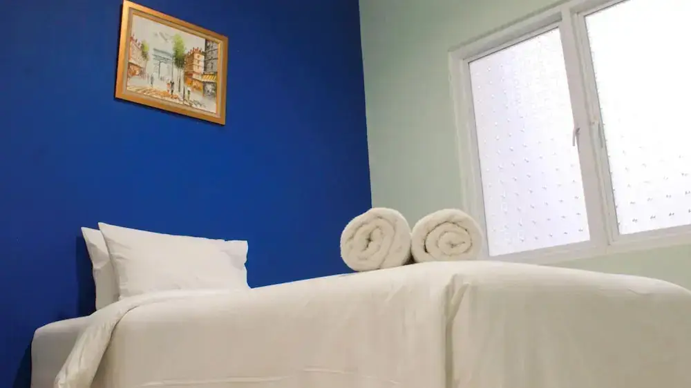 Джакарта: Studio Guesthouse Way Seputih Luxury Residence