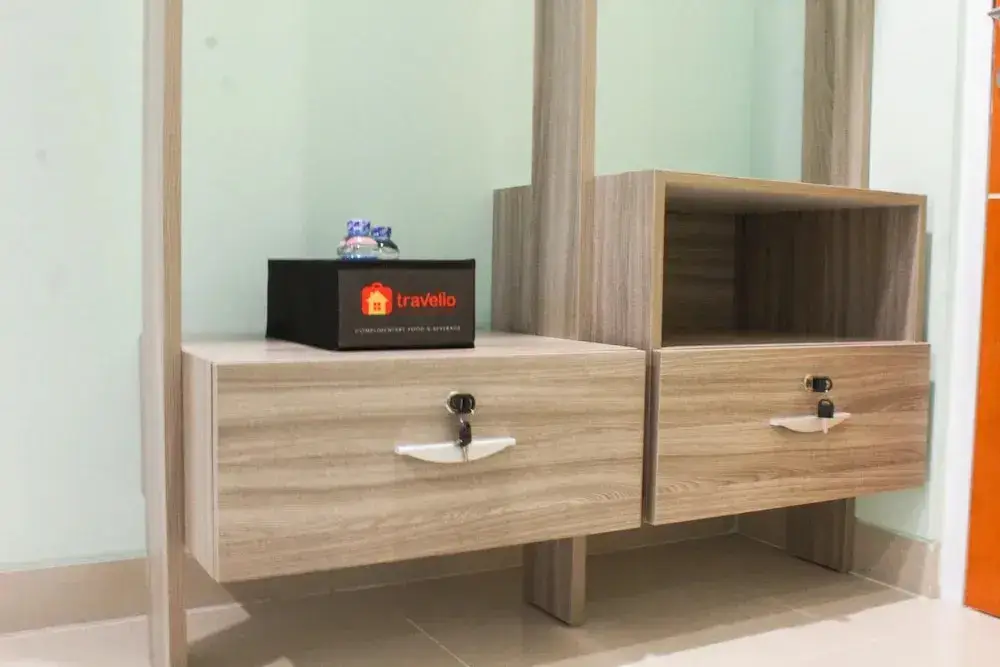 Джакарта: Studio Guesthouse Way Seputih Luxury Residence