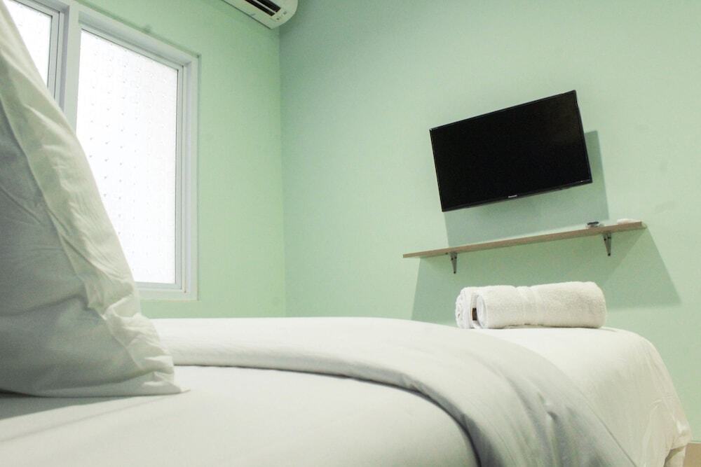 Джакарта: Studio Guesthouse Way Seputih Luxury Residence