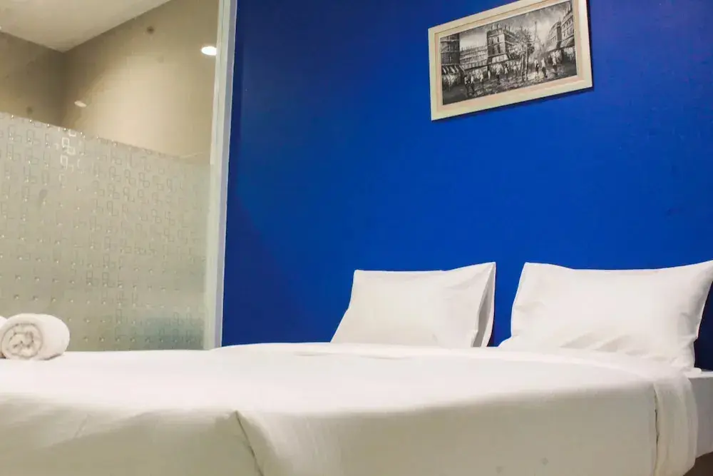Джакарта: Studio Guesthouse Way Seputih Luxury near Central Park