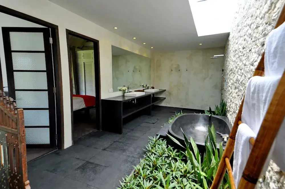 Majestic 5Br Villa Del Boca — фото 1