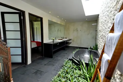 Majestic 5Br Villa Del Boca — фото 1