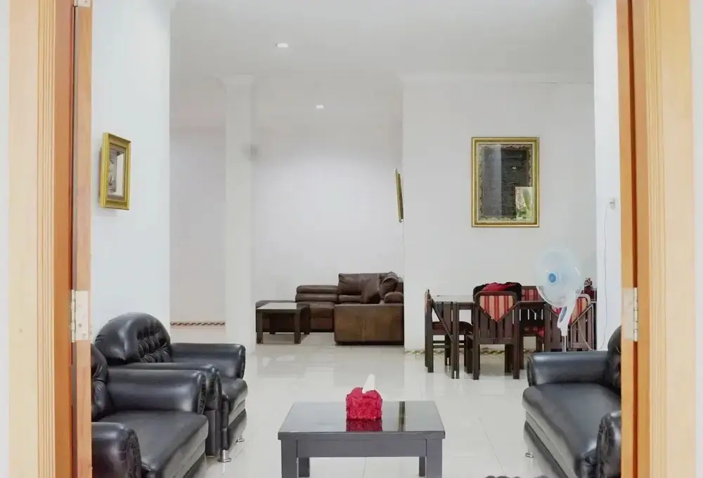 Слеман: Kurnia Homestay by Symphony