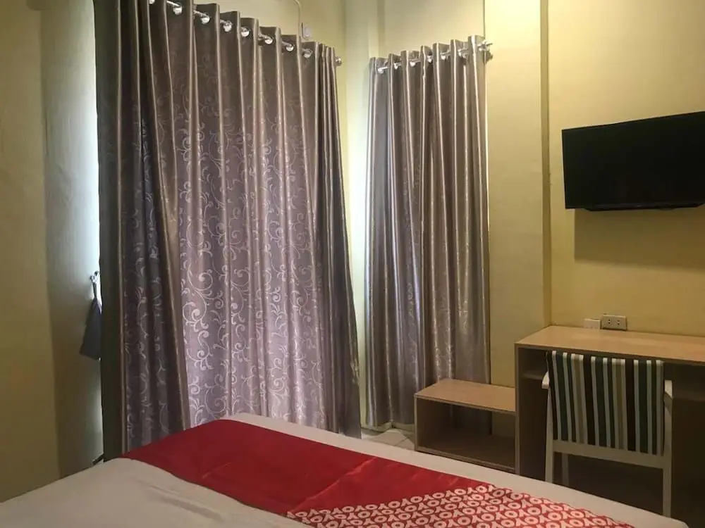 Озеро Тоба: OYO 1095 Rap Hotel