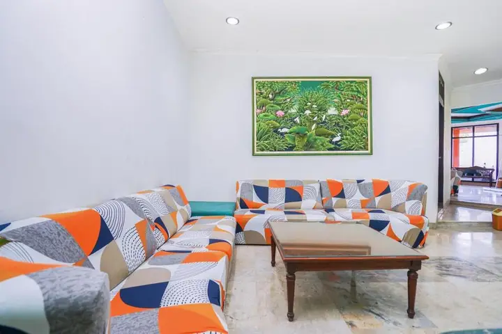 Сурабая: OYO 1225 Hotel Dibino