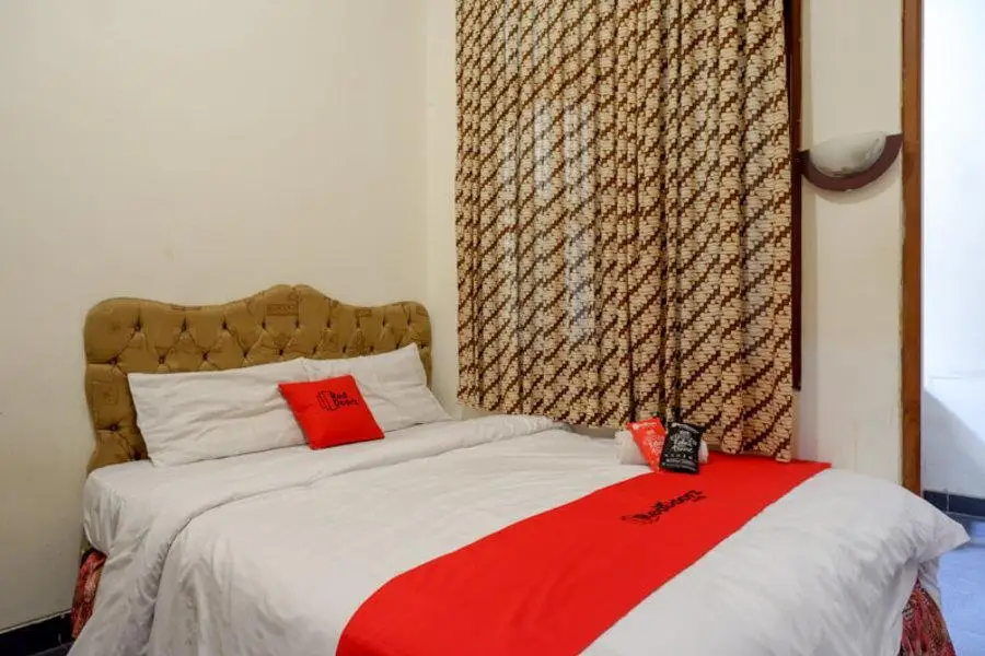 Джокьякарта: RedDoorz near Tugu Yogyakarta