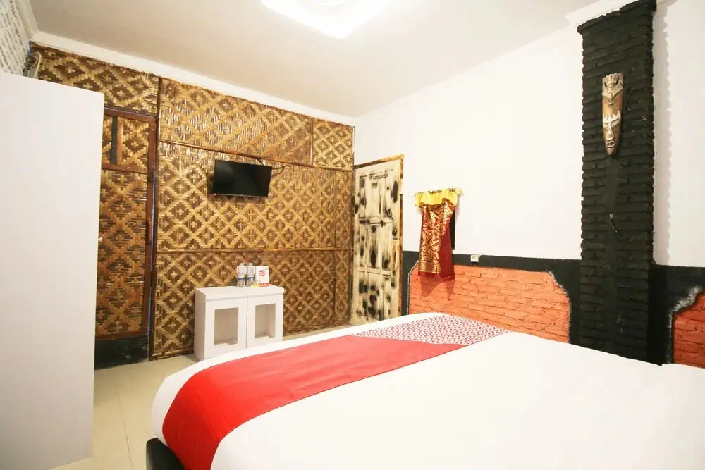 Бандар-Лампунг: OYO 1115 Villa And Resto Kubu Selem Etnik Bali