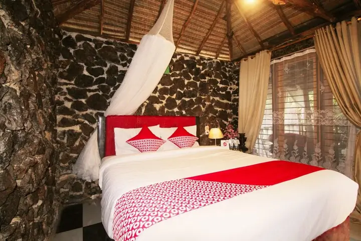 Бандар-Лампунг: OYO 1115 Villa And Resto Kubu Selem Etnik Bali