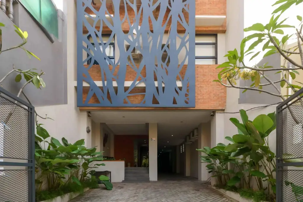 Джакарта: Airy Radio Dalam Haji Salim Satu 16 Jakarta