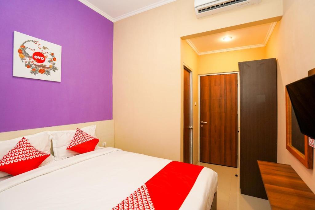 Сурабая: OYO 1169 Kupang Gunung Residence Syariah
