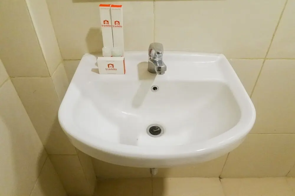 Сурабая: Private Studio Apartment Connected to Mall at Supermall Mansion