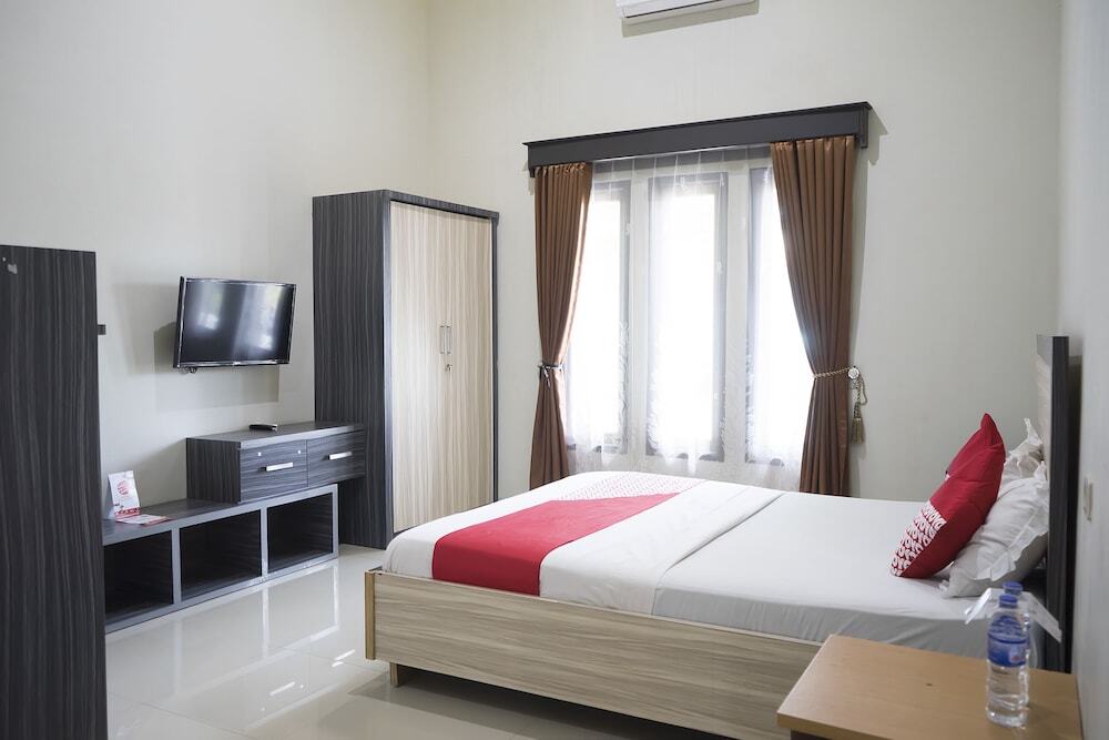 Джамби: OYO 1283 Guest House Loemajan