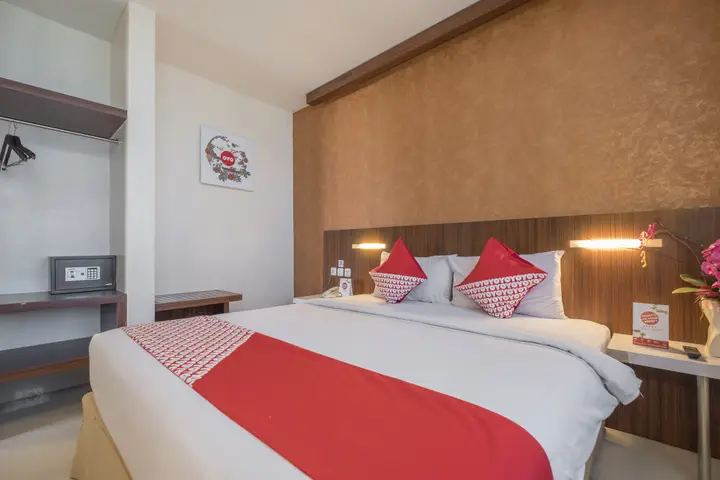Макассар: Grand Celino Hotel