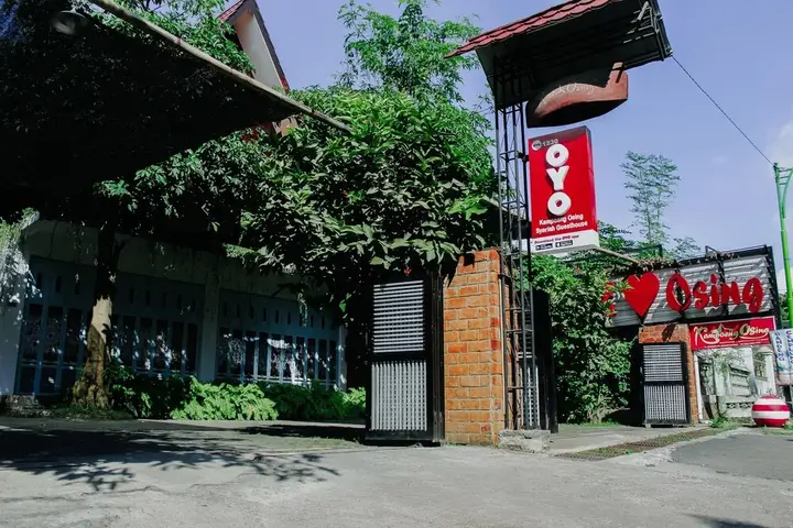 Баньюванги: OYO 1230 Kampoeng Osing Syariah Guesthouse