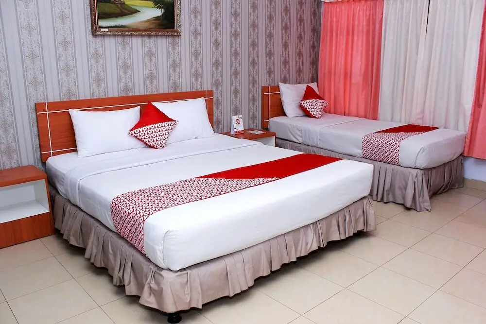 Бенгкулу: OYO 859 Raffles City Hotel